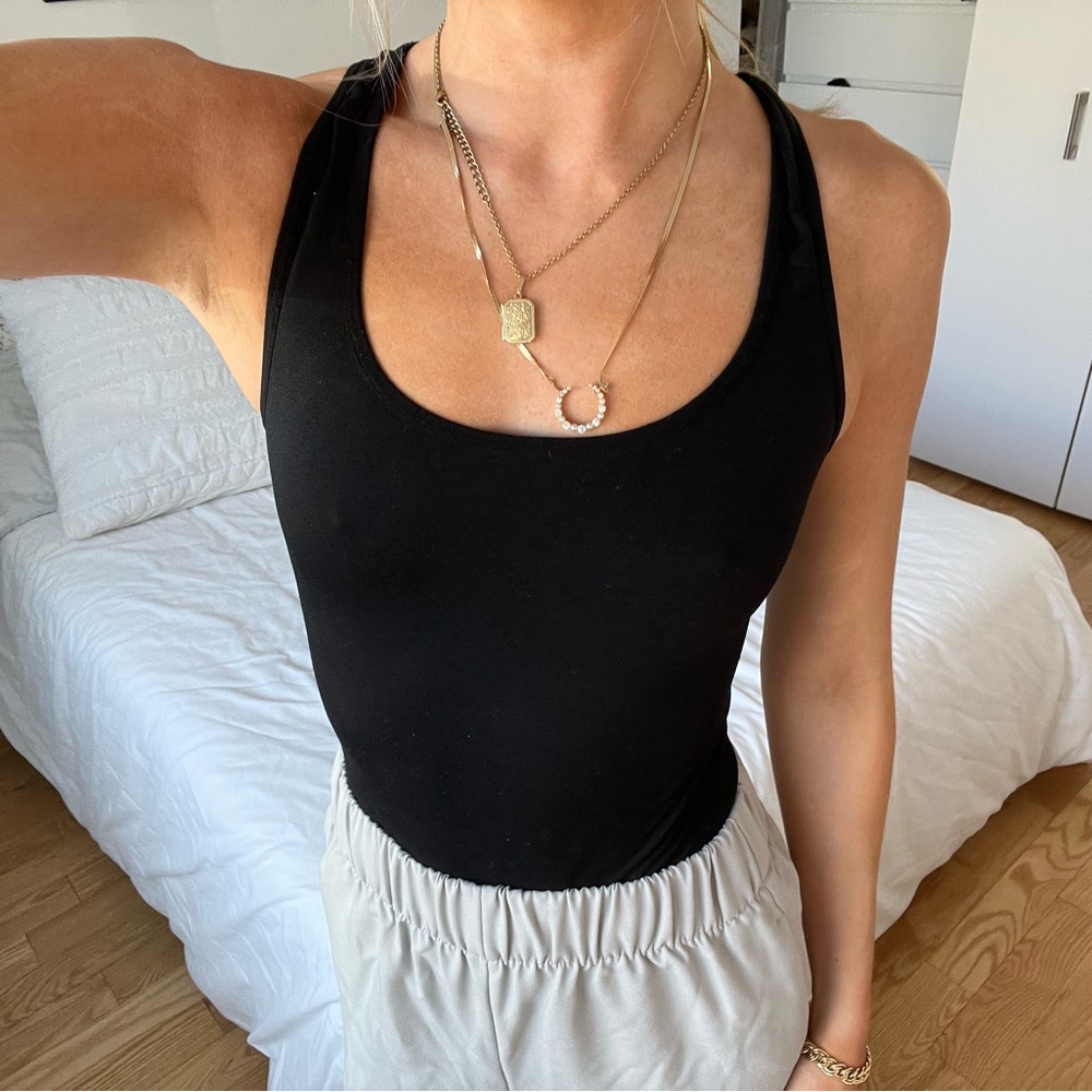 basic black body suit